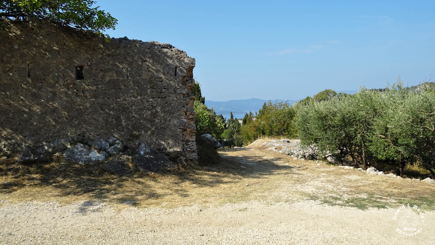 Entrance to the Smrden Grad fortress