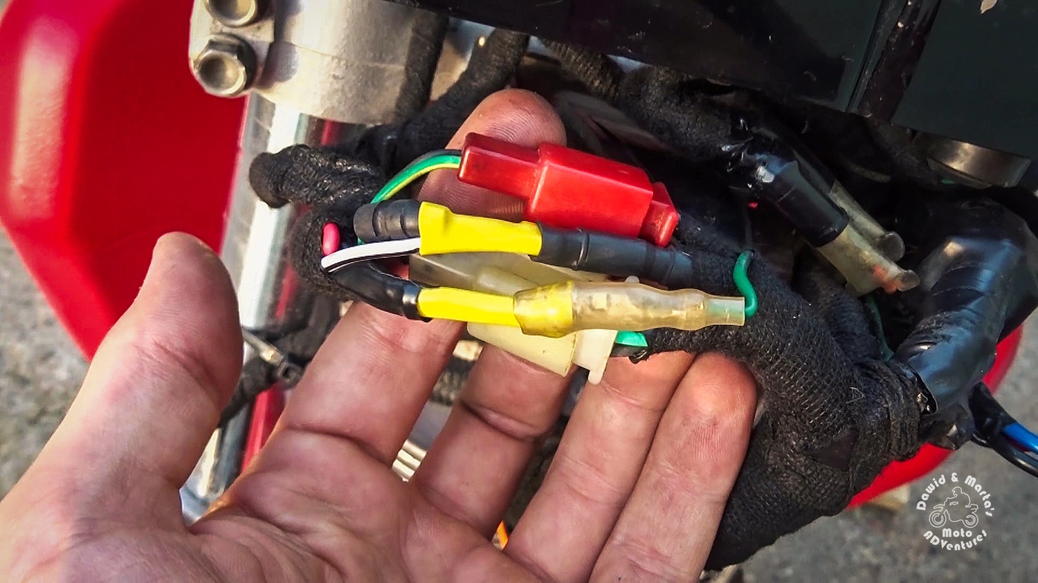 Connecting ignition switch in Honda XR400