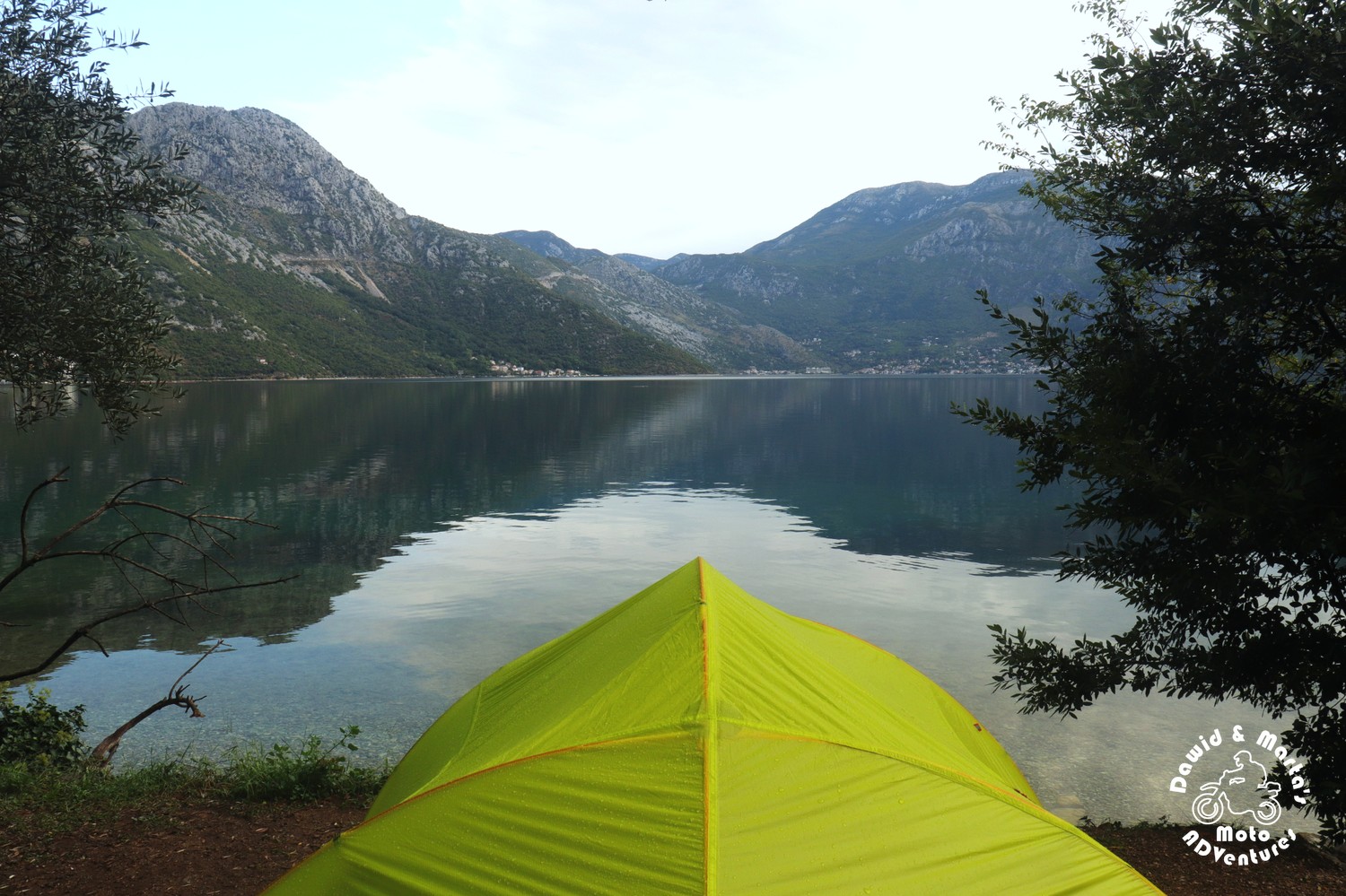 Tent at Kotor Bay in Kostanjica